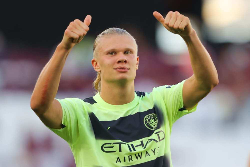 Shams：布克遭遇右腹股沟拉伤，一周后重新接受评估（Shams：布克右腹股沟拉伤，一周后复查）