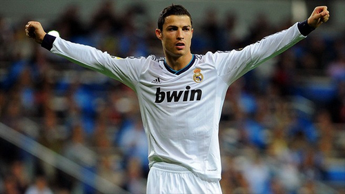 我又拥有新球衣啦！葡萄牙2026世界杯特别款球衣...（入手新战袍！葡萄牙2026世界杯特别版球衣）