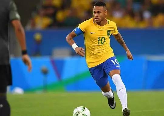 20年始终无冠！你觉得保罗生涯哪个赛季最接近得到总冠军？（征战20年仍无冠，保罗生涯哪一季最接近总冠军？）