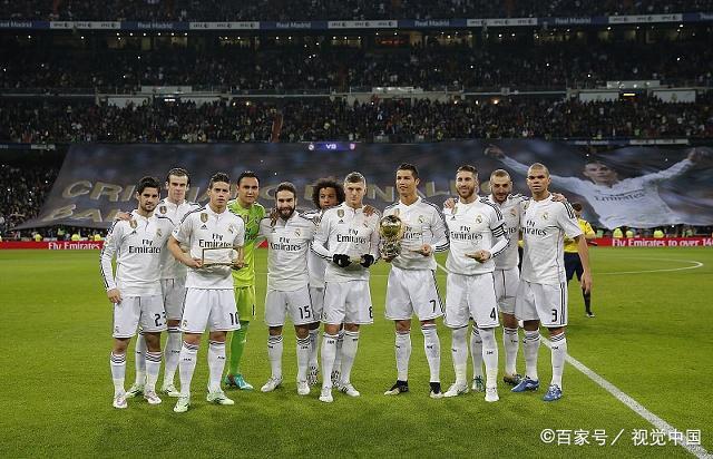 乒乓球混团世界杯：中国队四战全胜 领跑积分榜（中国队四连胜领跑混团世界杯积分榜）