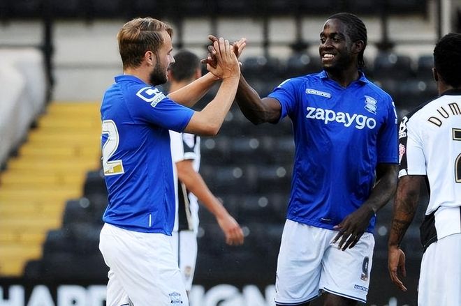 土媒：加拉塔萨雷可能冬窗再追卢克曼，亚特兰大要价2000万欧（土媒称加拉塔萨雷或在冬窗重启卢克曼交易，亚特兰大标价2000万欧元）