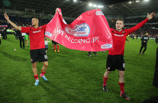 法国足坛最年轻职业球员：尤文马竞关注昂热15岁前锋迪亚洛（15岁昂热前锋迪亚洛成法国足坛最年轻职业球员，获尤文与马竞关注）