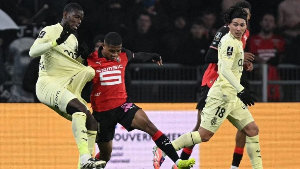 空接之城重聚！保罗更新社媒，晒出与格里芬、小乔丹视频通话（空接之城再聚首：保罗社媒晒与格里芬、小乔丹视频连线）