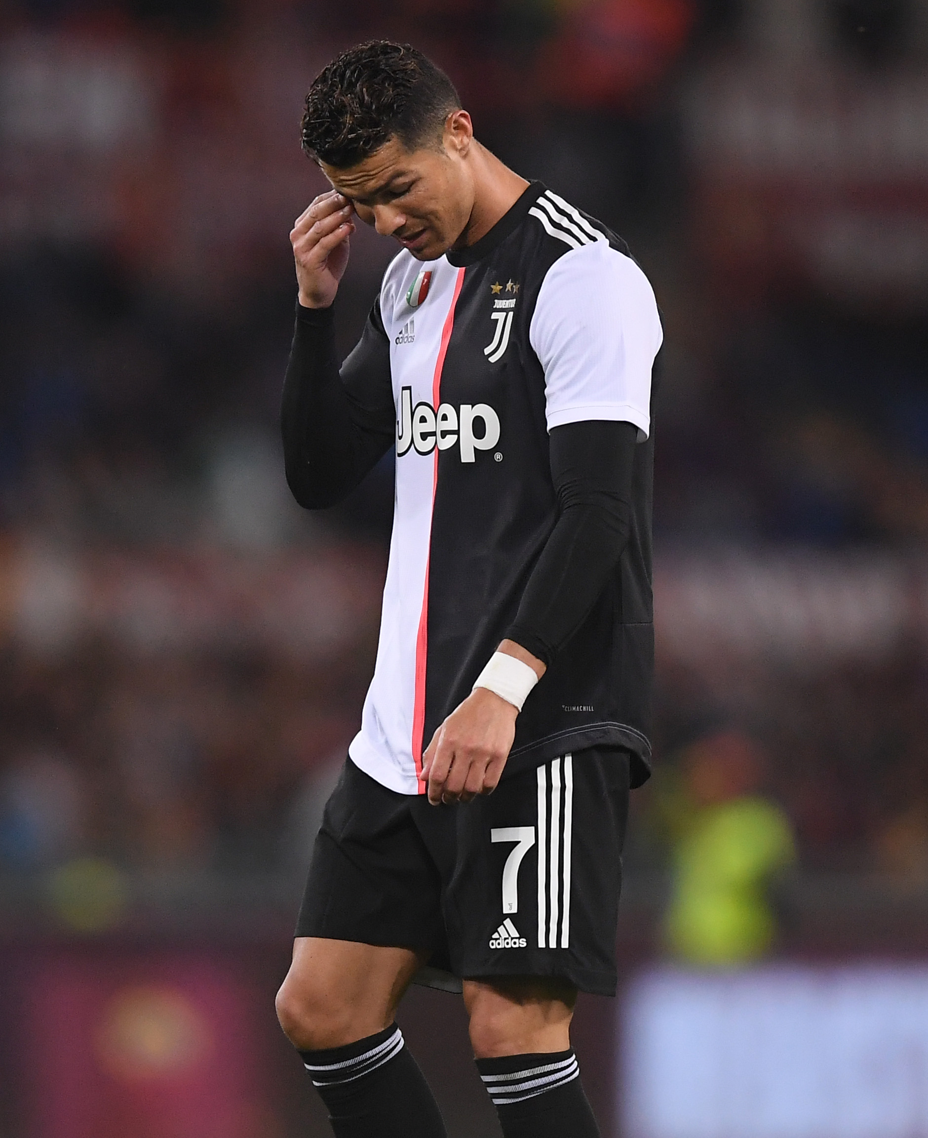 华夏幸福旧将许小龙：金元时代单场三、五百万的奖金很常见（前华夏幸福球员许小龙：金元时代一场球拿三五百万奖金并不稀奇）